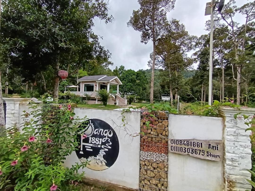 Dango1881Muslim Riverstay Padang Rengas Esterno foto